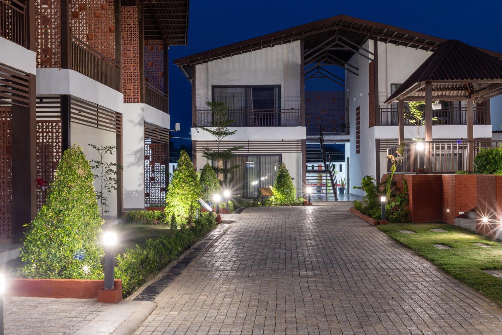 Evoke Dholavira Hotel Exterior photo