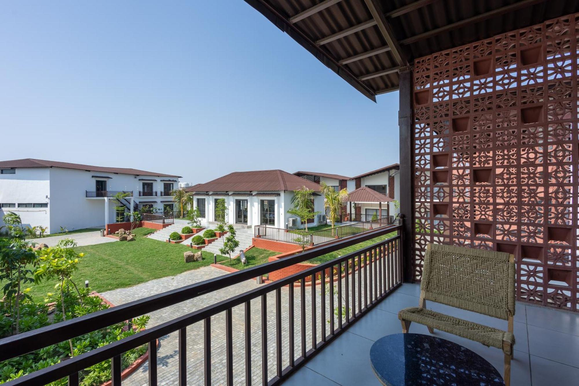Evoke Dholavira Hotel Exterior photo