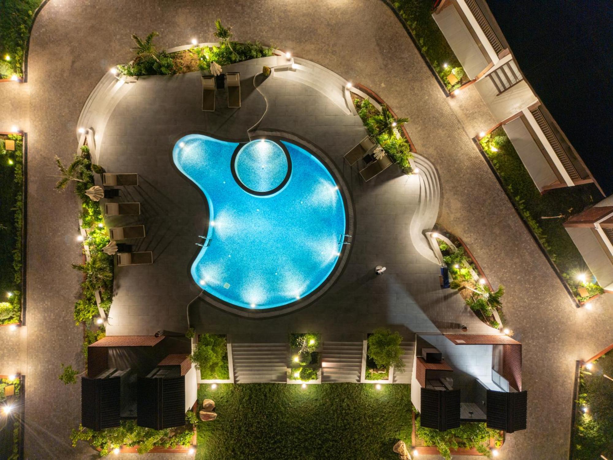Evoke Dholavira Hotel Exterior photo